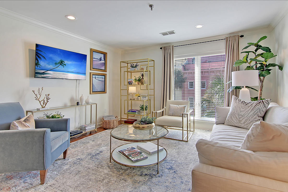 32 Vendue Range, Unit 302 Charleston, SC 29401 - Photo 9 of 50 CREM_32 Vendue Range, unit 302_024