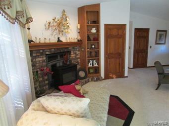 6406 Humbert Road Godfrey, IL 62035 - Photo 4 of 24