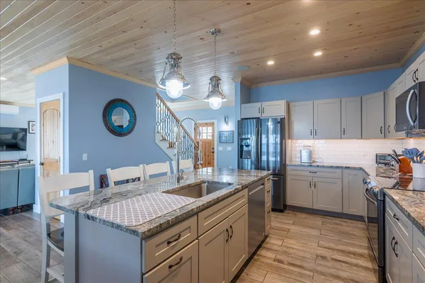 $2,200,000 | 10 Bogue Chitto Lane, Bar Harbor, ME 04609