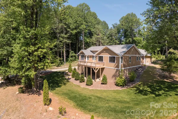 $829,000 | 654 Hollybrook Drive, Zirconia, NC 28790