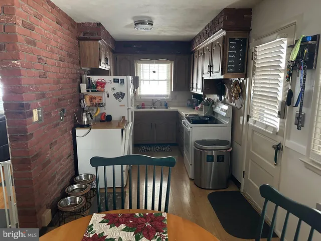 $245,000 | 2005 Sandalwood Court, York, PA 17404