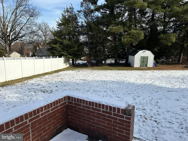 $245,000 | 2005 Sandalwood Court, York, PA 17404