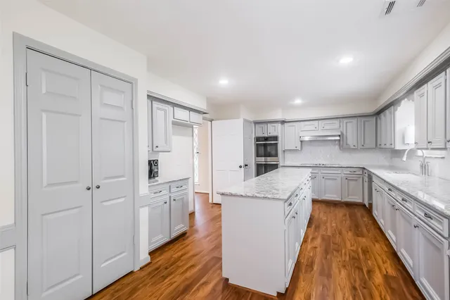 $570,000 | 11814 Drexelbrook Drive, Houston, TX 77077