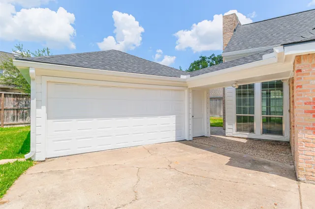 $570,000 | 11814 Drexelbrook Drive, Houston, TX 77077