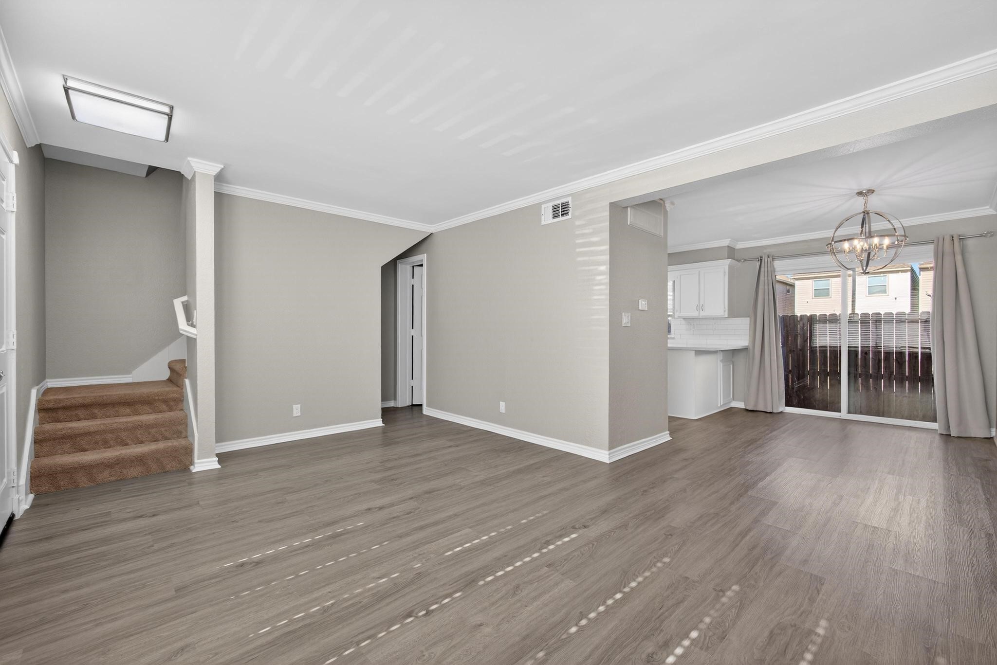 1221 Cedar Post Lane, Unit 3B Houston, TX 77055 - Photo 3 of 17