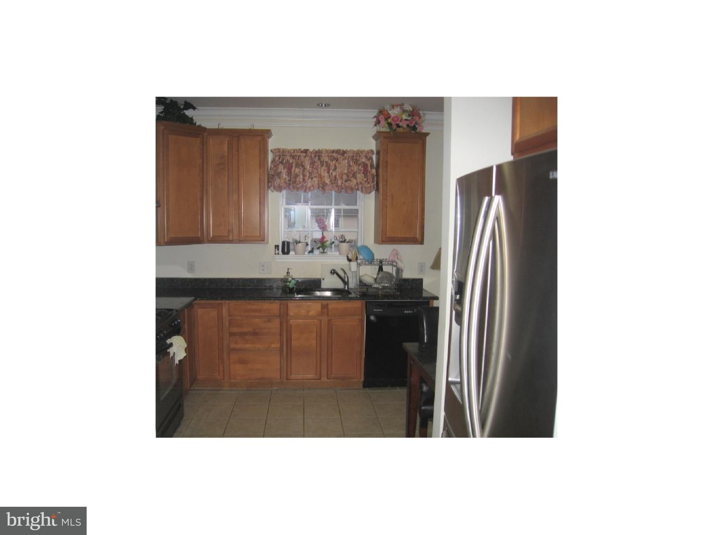 2735 Springhouse Road Philadelphia, PA 19114 - Photo 9 of 25 Kitchen
