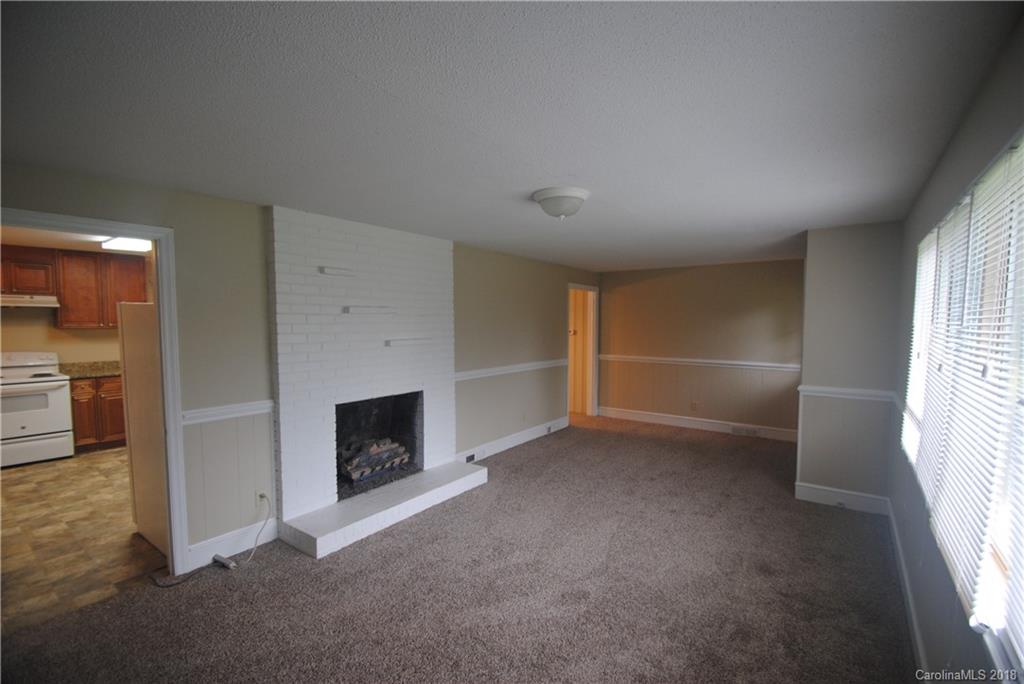 6511 Simpson Road, Unit 12 Charlotte, NC 28216 - Photo 8 of 18 Gallery Image 8