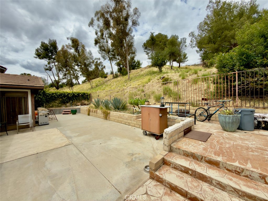 16035 Circle Diamond Road Sylmar, CA 91342 - Photo 27 of 44