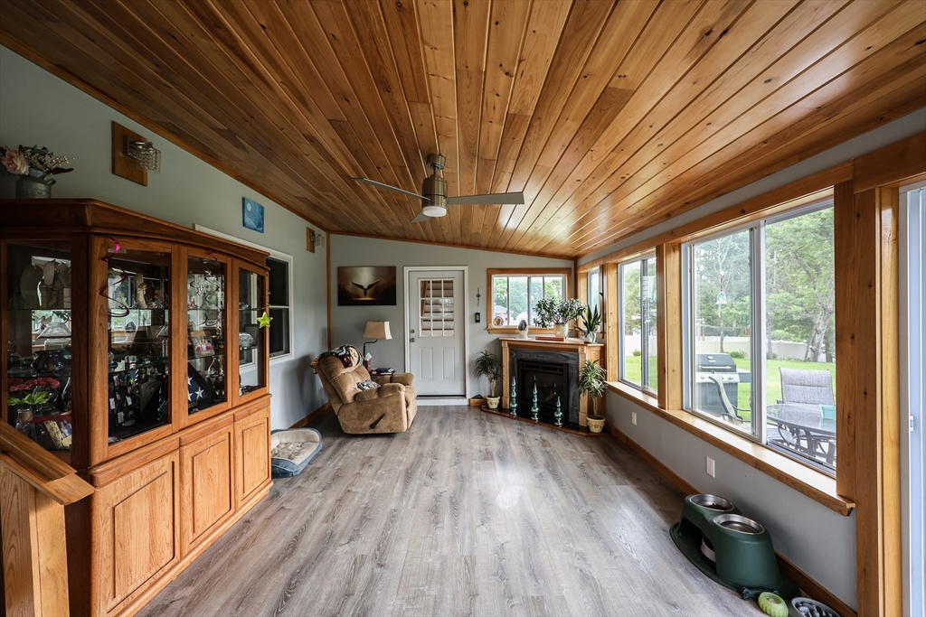 167 South Shelburne Road Greenfield, MA 01301 - Photo 17 of 40