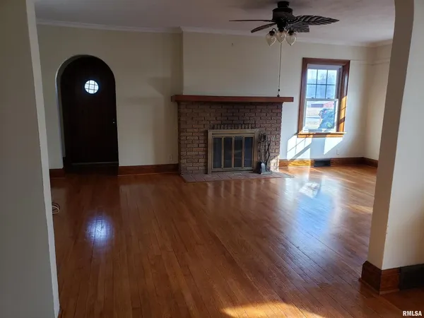 $299,000 | 8300 Highway 150, Coal Valley, IL 61240
