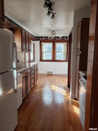 $299,000 | 8300 Highway 150, Coal Valley, IL 61240