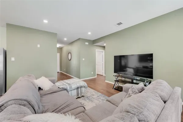 $319,900 | 3509 Doris Drive, Denton, TX 76207