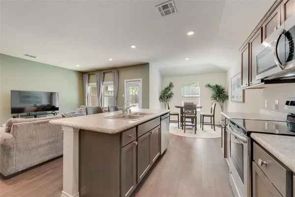 $319,900 | 3509 Doris Drive, Denton, TX 76207