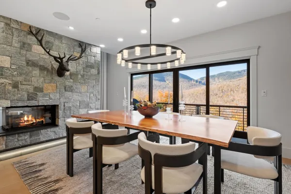 $4,295,000 | 16 Back Forty Road, Lincoln, NH 03251
