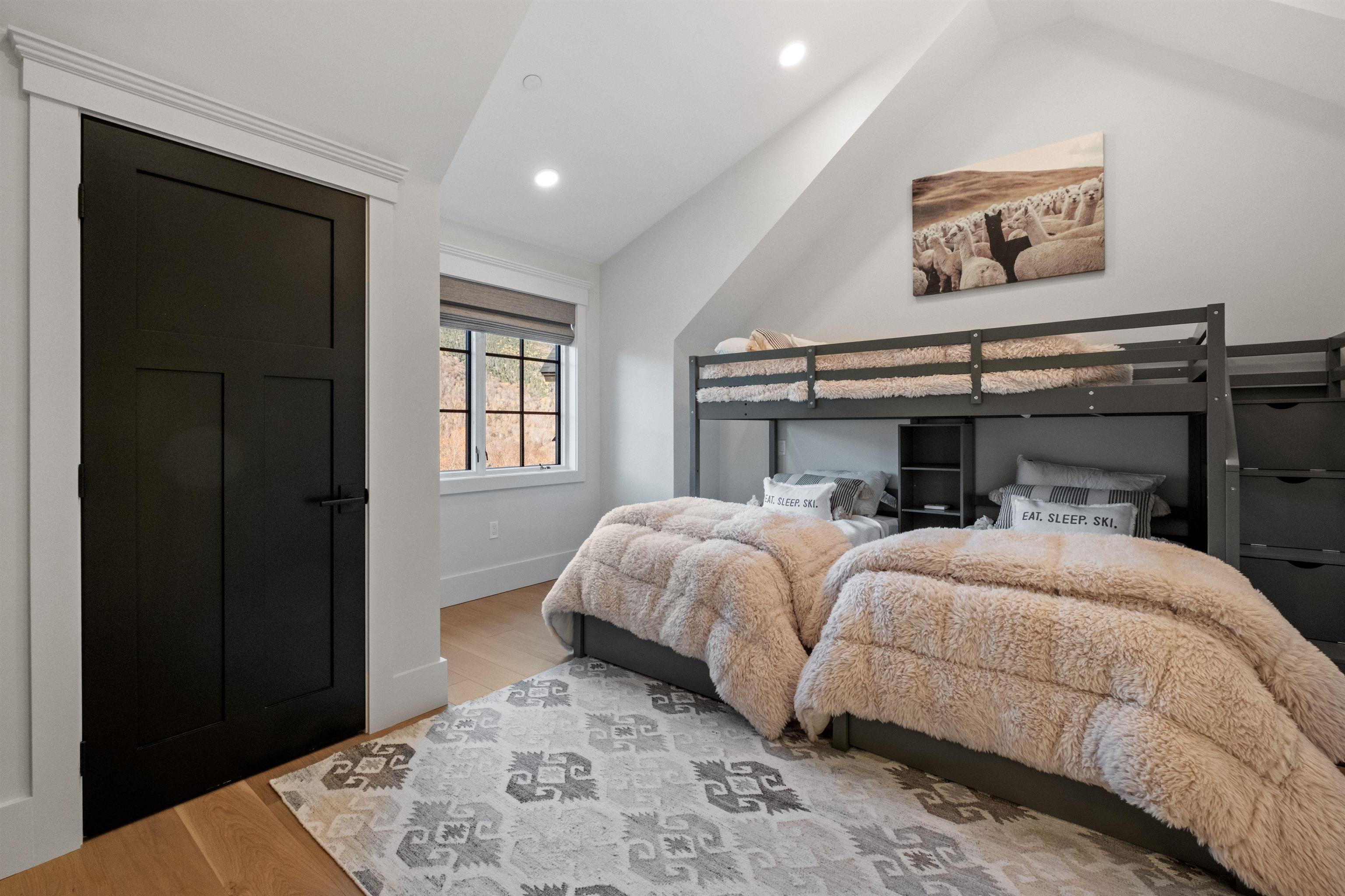 16 Back Forty Road Lincoln, NH 03251 - Photo 32 of 54