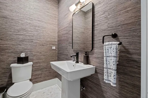 $4,295,000 | 16 Back Forty Road, Lincoln, NH 03251