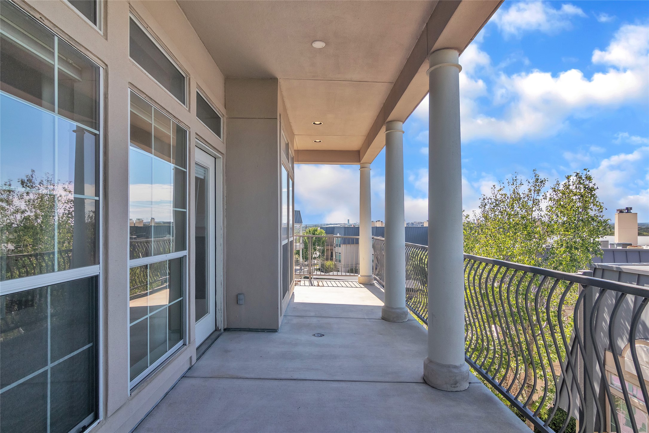 2918 Ranch Road 620 North, Unit 281 Austin, TX 78734 - Photo 25 of 32 a view of a balcony