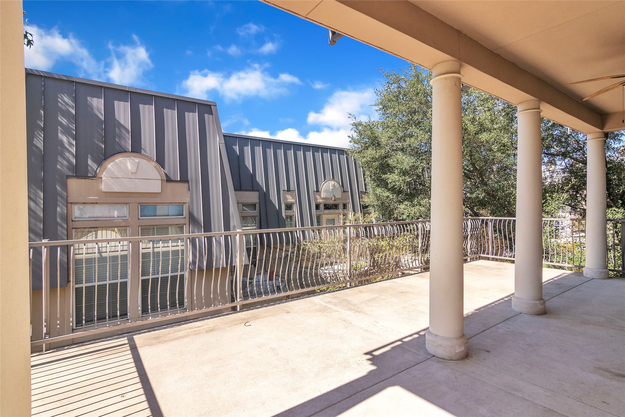 2918 Ranch Road 620 North, Unit 281 Austin, TX 78734 - Photo 29 of 32 a view of balcony with furniture
