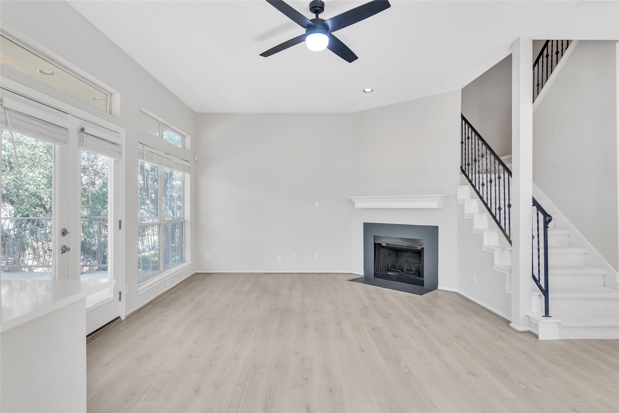 2918 Ranch Road 620 North, Unit 281 Austin, TX 78734 - Photo 6 of 32 a view of an empty room and fire place