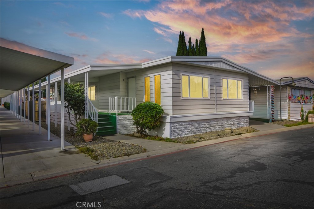300 North Rampart Street, Unit 152 Orange, CA 92868 - Photo 28 of 28