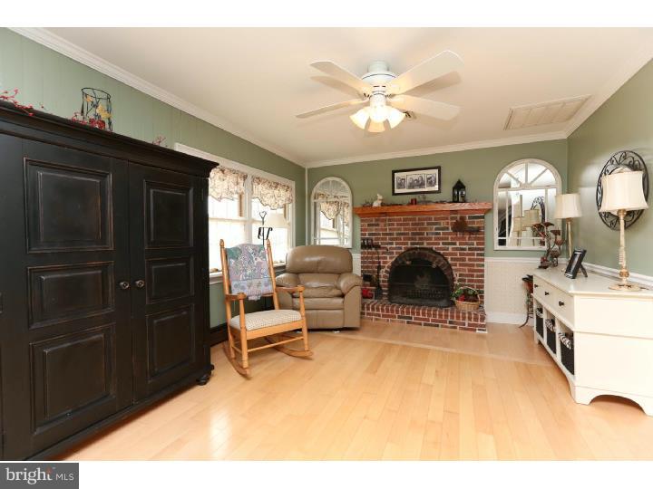 809 Dunbury Road Fairless Hills, PA 19030 - Photo 5 of 25 Fireplace