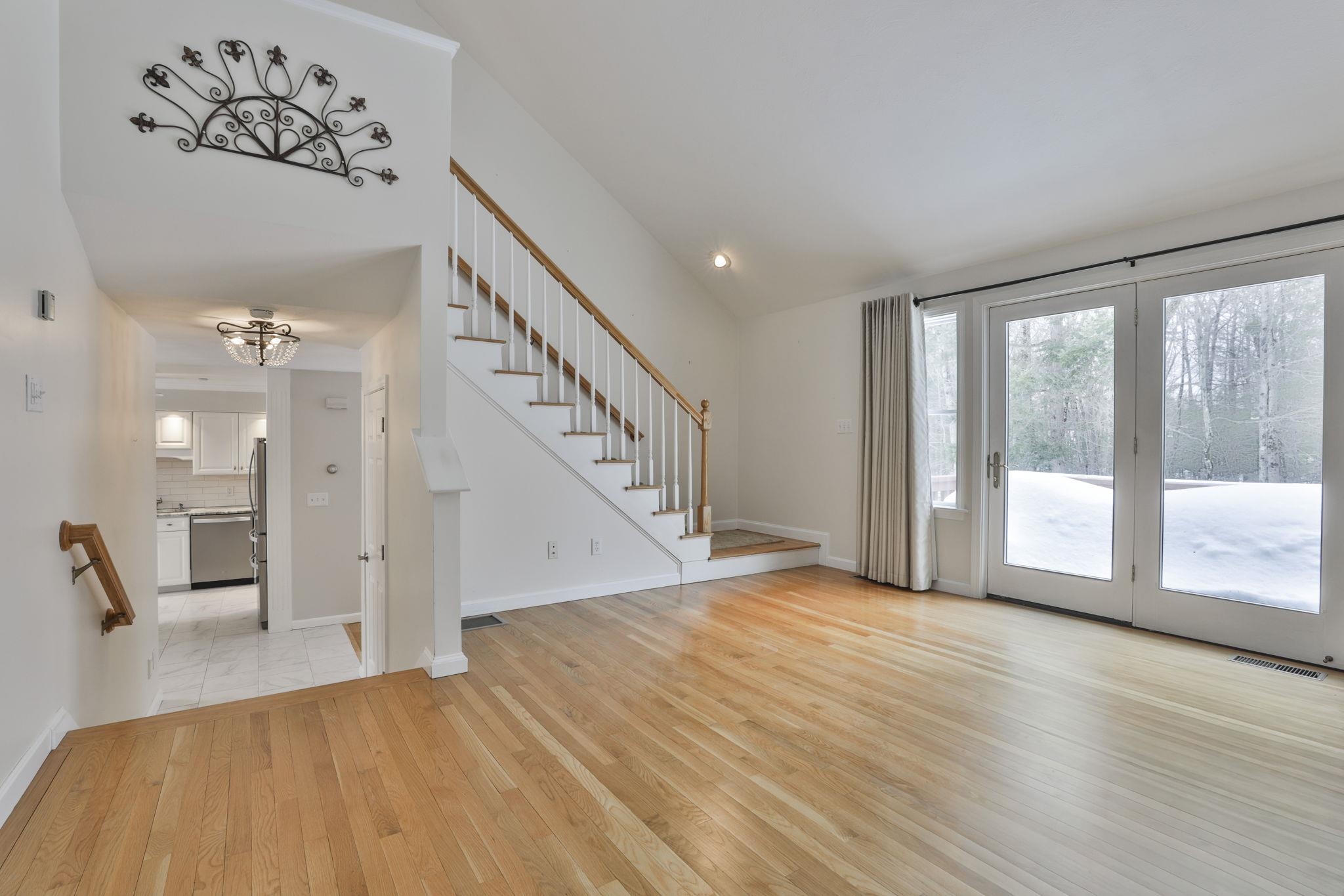 37 Coles Way Atkinson, NH 03811 - Photo 18 of 39