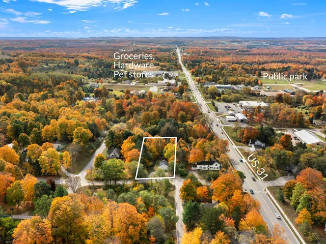 $298,500 | 7043 Burr Street, Benzonia, MI 49616