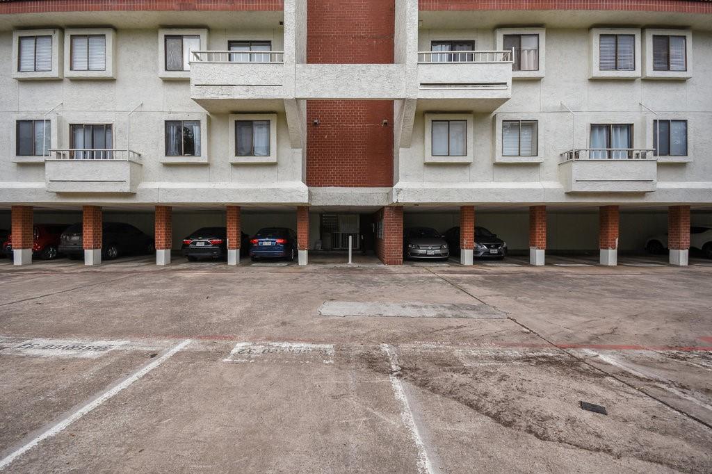 3115 Helms Street, Unit 301 Austin, TX 78705 - Photo 19 of 19 a view of a building with a street