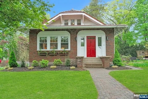 $825,000 | 354 Liberty Avenue, Hillsdale, NJ 07642