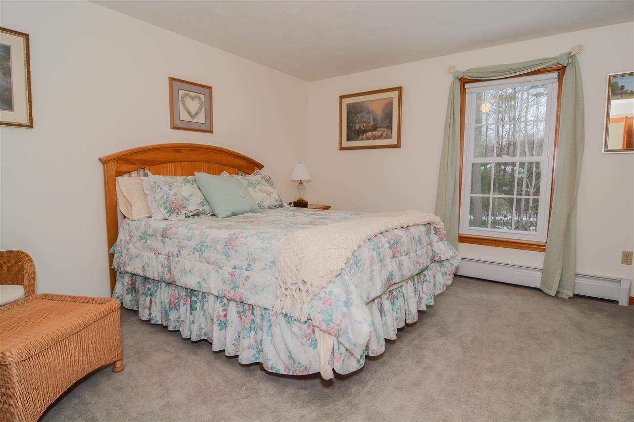 11 Westview Road Brookline, NH 03033 - Photo 24 of 40