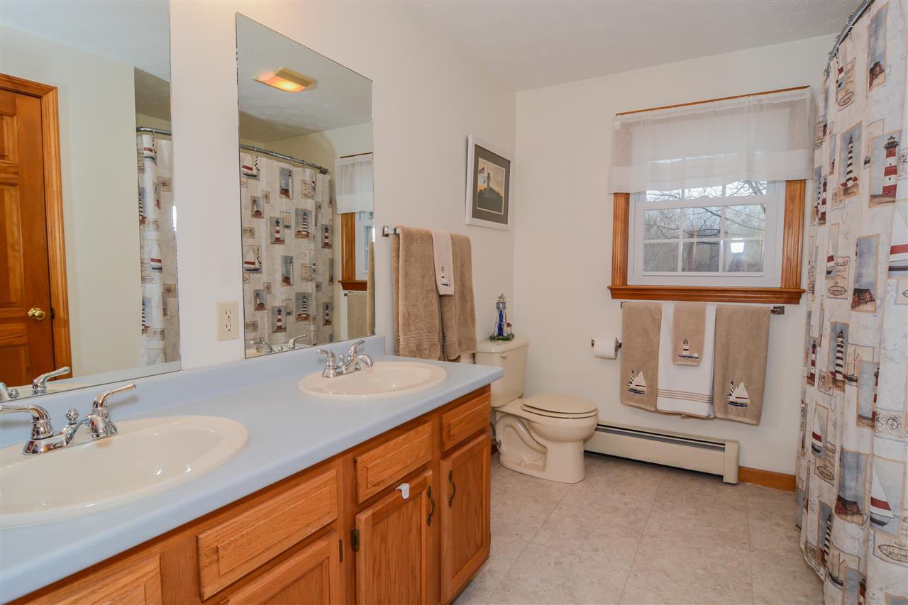 11 Westview Road Brookline, NH 03033 - Photo 25 of 40