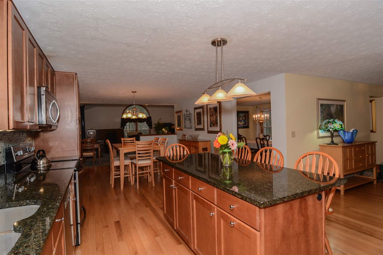 11 Westview Road Brookline, NH 03033 - Photo 7 of 40