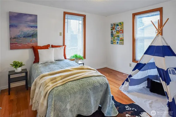 $561,950 | 7660 South 126th Street, Seattle, WA 98178