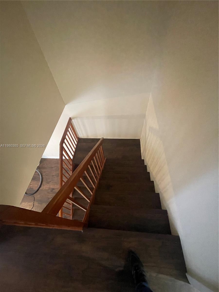 237 Charter Way, Unit 237 West Palm Beach, FL 33407 - Photo 9 of 18 a view of entryway