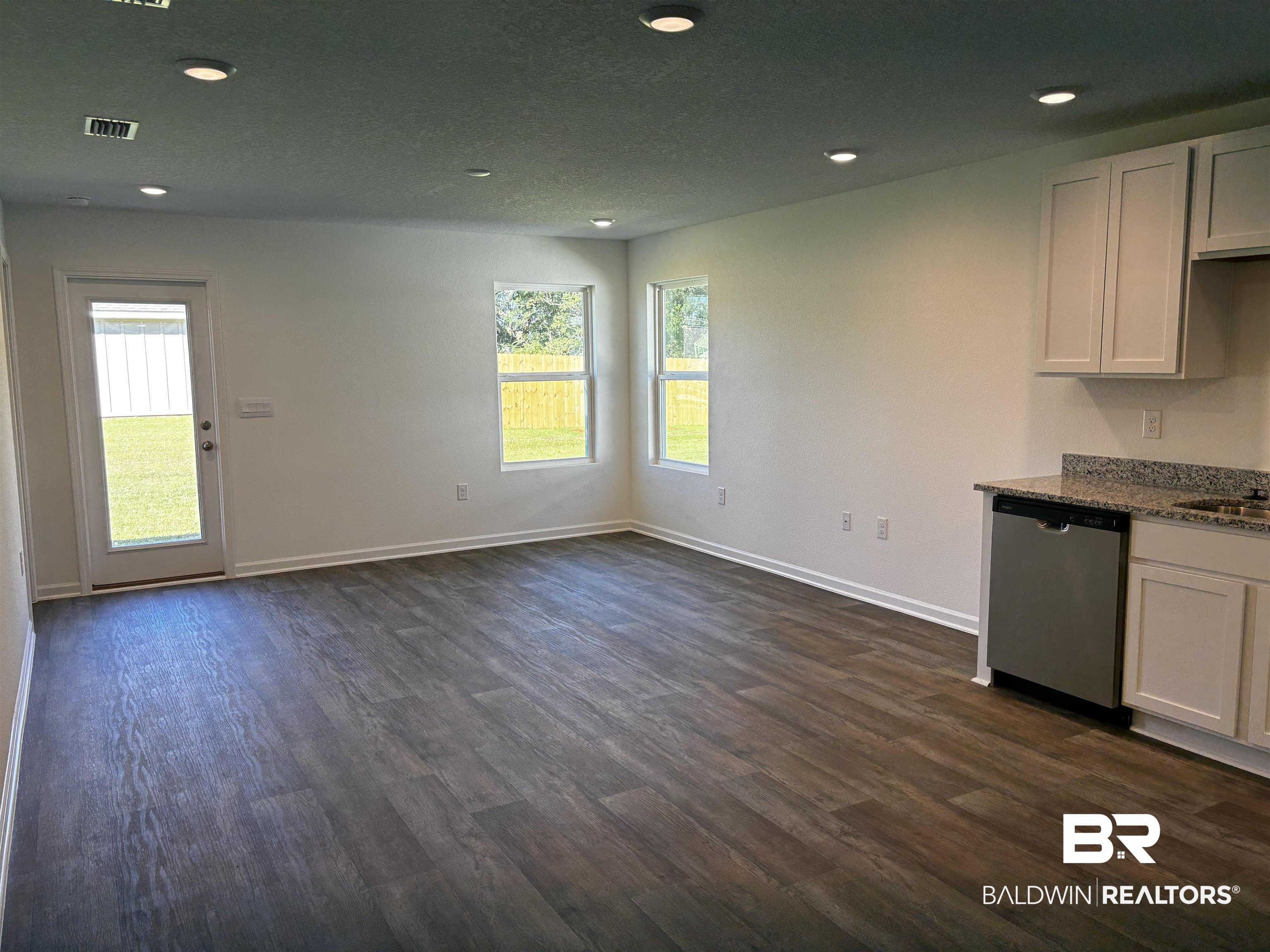 1052 South Bay Street Foley, AL 36535 - Photo 19 of 30
