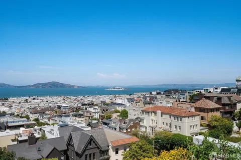$19,900,000 | 2833 Vallejo Street, San Francisco, CA 94123