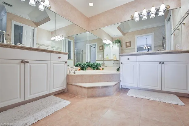 $10,500 | 837 Sailaway Lane, Unit 202, Naples, FL 34108