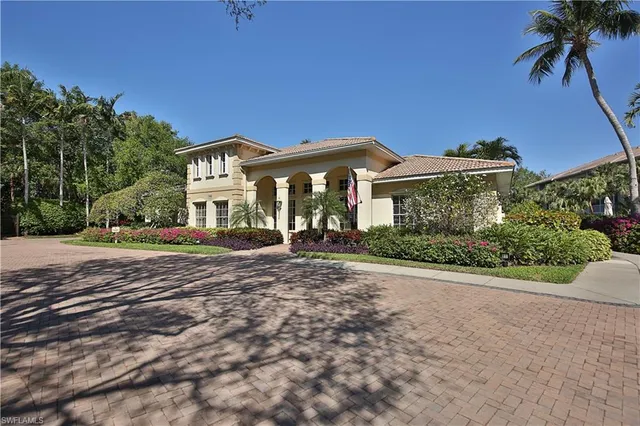$10,500 | 837 Sailaway Lane, Unit 202, Naples, FL 34108