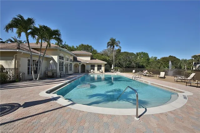 $10,500 | 837 Sailaway Lane, Unit 202, Naples, FL 34108