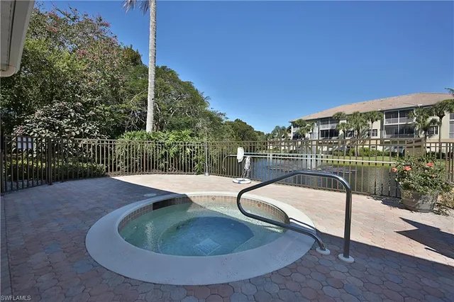 $10,500 | 837 Sailaway Lane, Unit 202, Naples, FL 34108