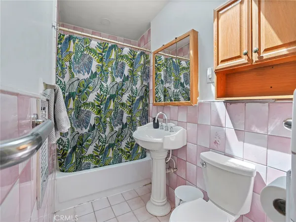 $725,000 | 13478 Fanshaw Avenue, Paramount, CA 90723