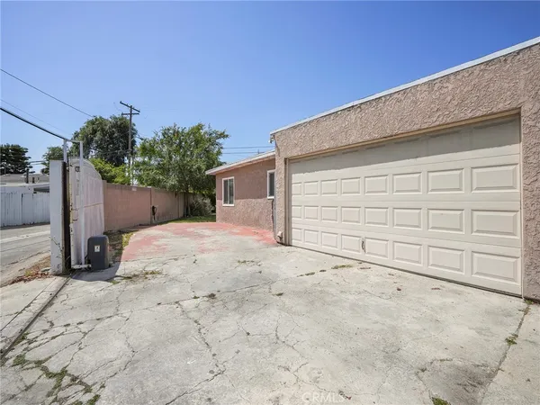 $725,000 | 13478 Fanshaw Avenue, Paramount, CA 90723