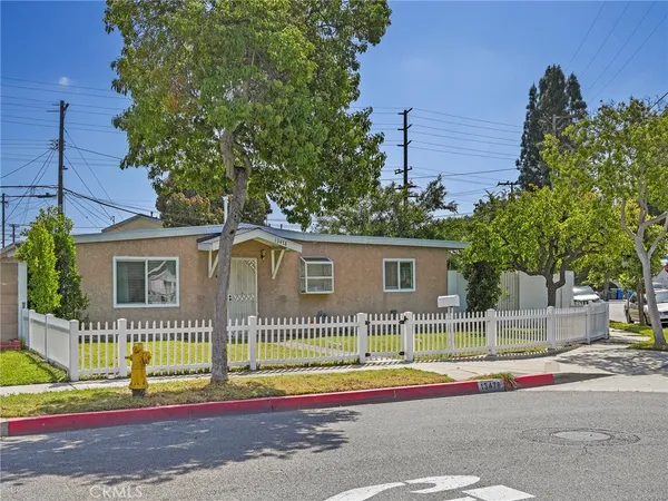 $725,000 | 13478 Fanshaw Avenue, Paramount, CA 90723
