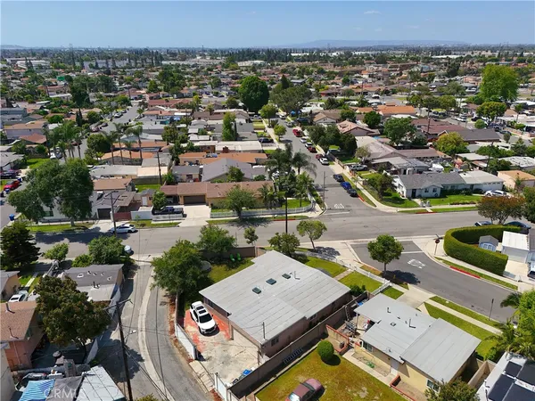 $725,000 | 13478 Fanshaw Avenue, Paramount, CA 90723