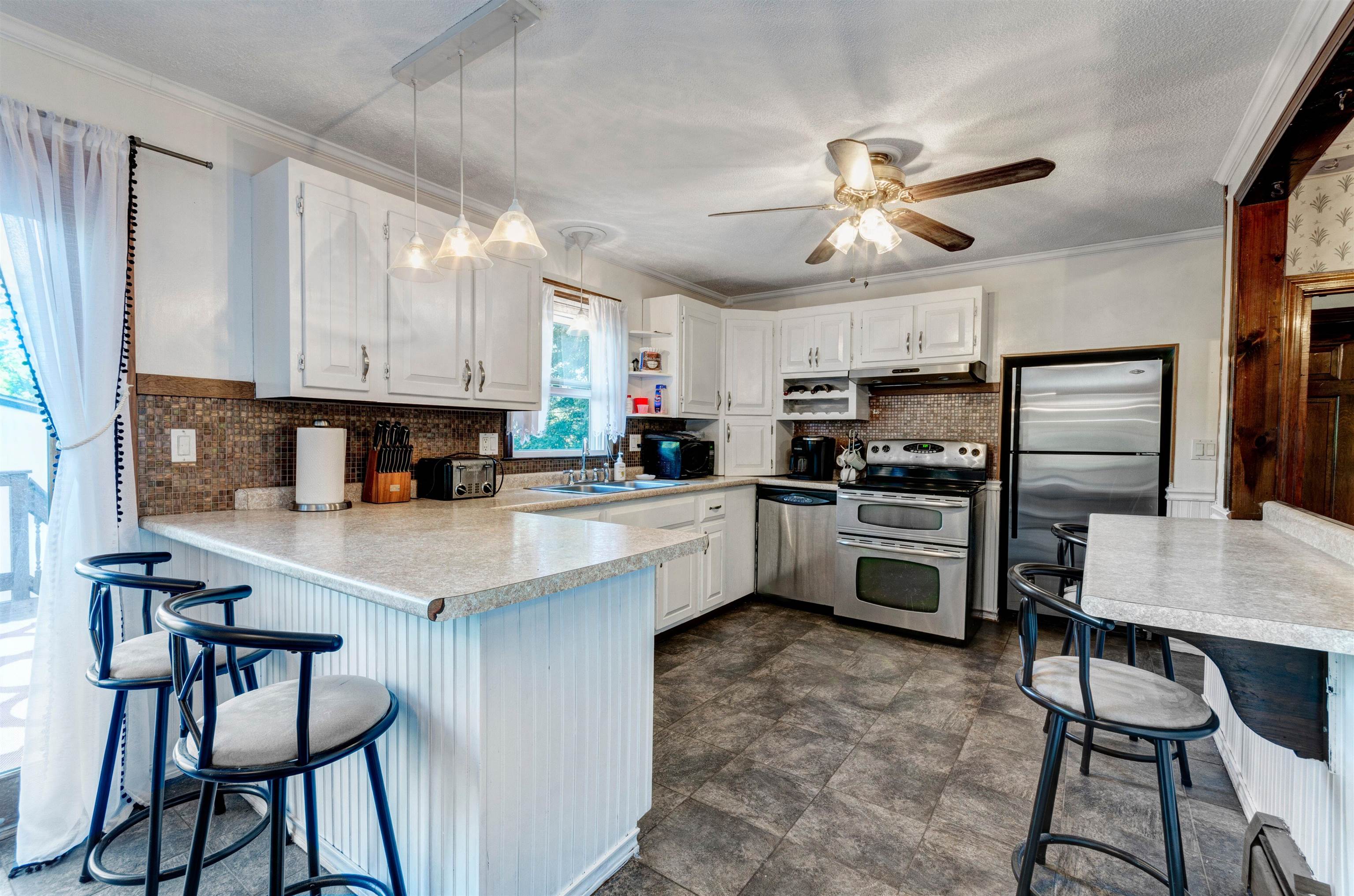 61 Pillsbury Road Londonderry, NH 03053 - Photo 11 of 30 Gallery Image 11