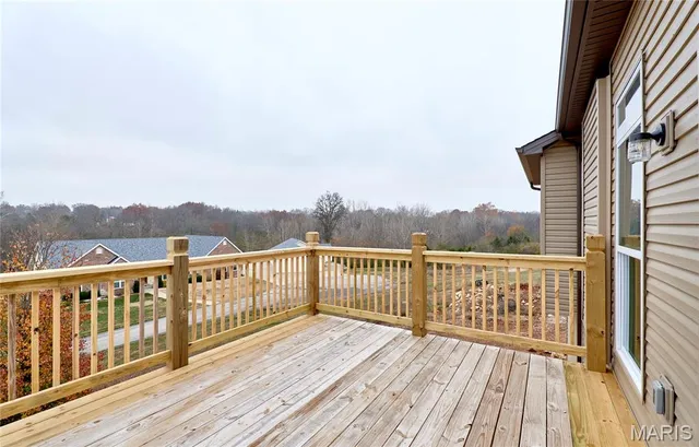 $384,000 | 152 Canyon Creek Circle, Moscow Mills, MO 63362