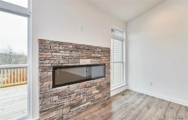 $384,000 | 152 Canyon Creek Circle, Moscow Mills, MO 63362