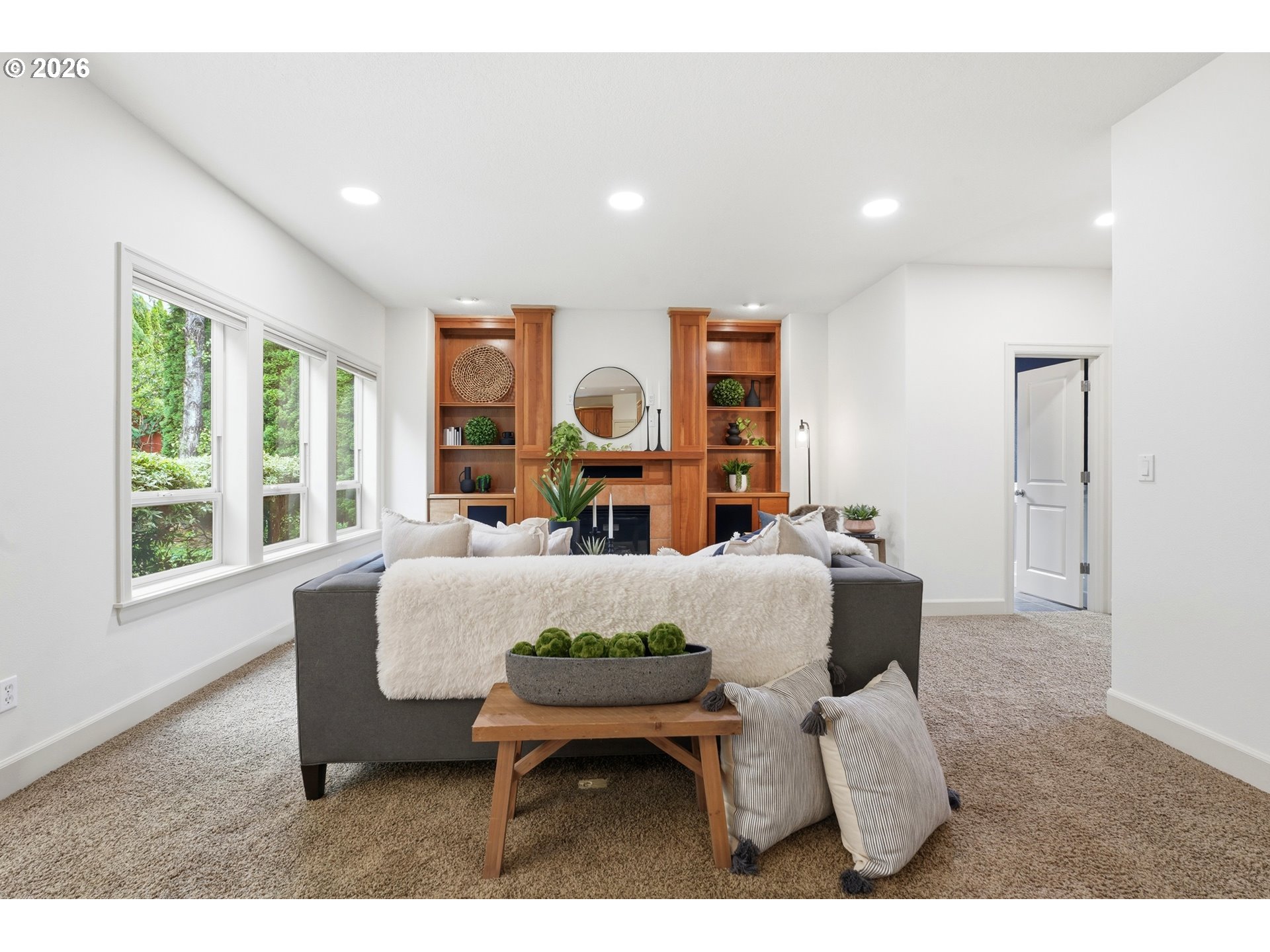 3291 Ridge Pointe Drive Forest Grove, OR 97116 - Photo 22 of 46 Living Room