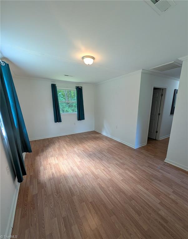 135 Redbud Road Eden, NC 27288 - Photo 6 of 24 Living Room