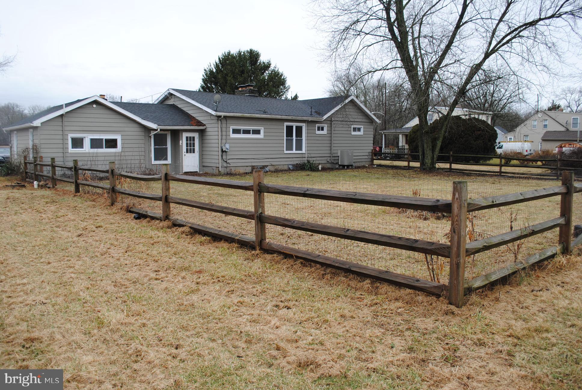 520 Edgegrove Road Hanover, PA 17331 - Photo 27 of 28 Exterior (Rear)